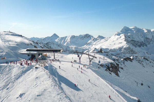 Sportgastein-Sonnenaufgang-Winter---Top-of-Ski-amade_(c)-Gasteiner-Bergbahnen-AG_mmichelic22-0700-2-quer